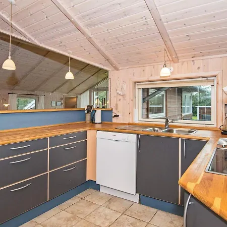 בית נופש 4 Star Holiday In Hemmet