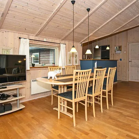 4 Star Holiday In Hemmet